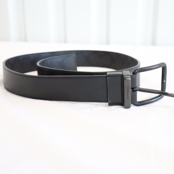 Coach Men's Reversible Belt Black Gray Signature C Size 39.5 With Buckle - Picture 1 of 7